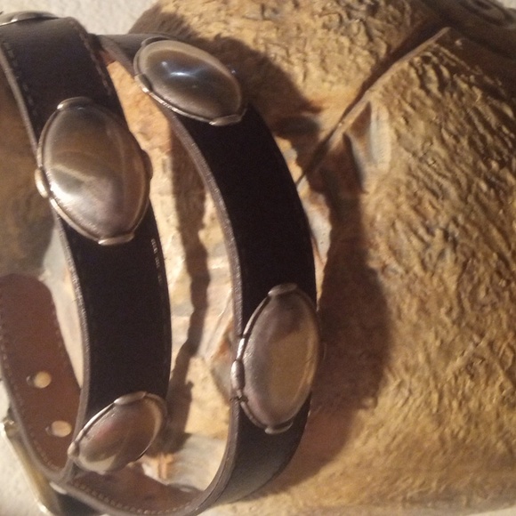 Navasota Leather And Silver Medallion Belt Waist 27"-31" - Picture 11 of 16